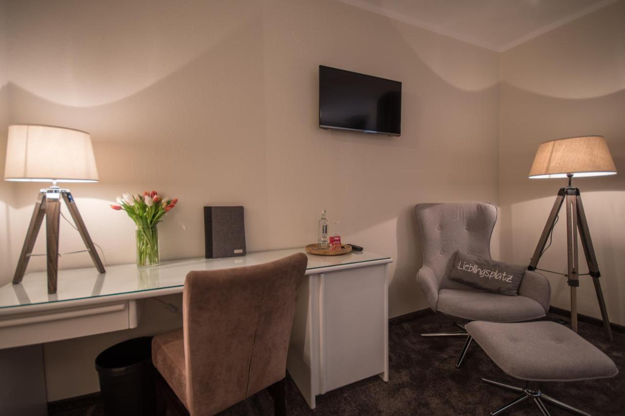 Hotel Stadt Aurich Bagian luar foto